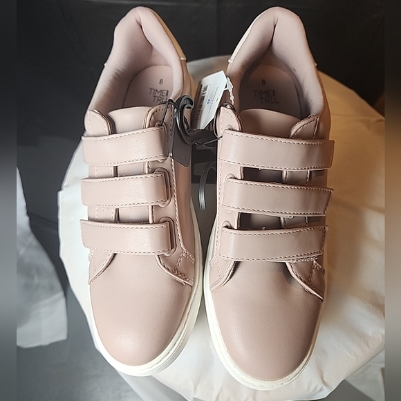 Time and Tru Sneakers Women's Sz8 Pink Three Strap Fashion Memory Foam Comfort - Picture 1 of 8